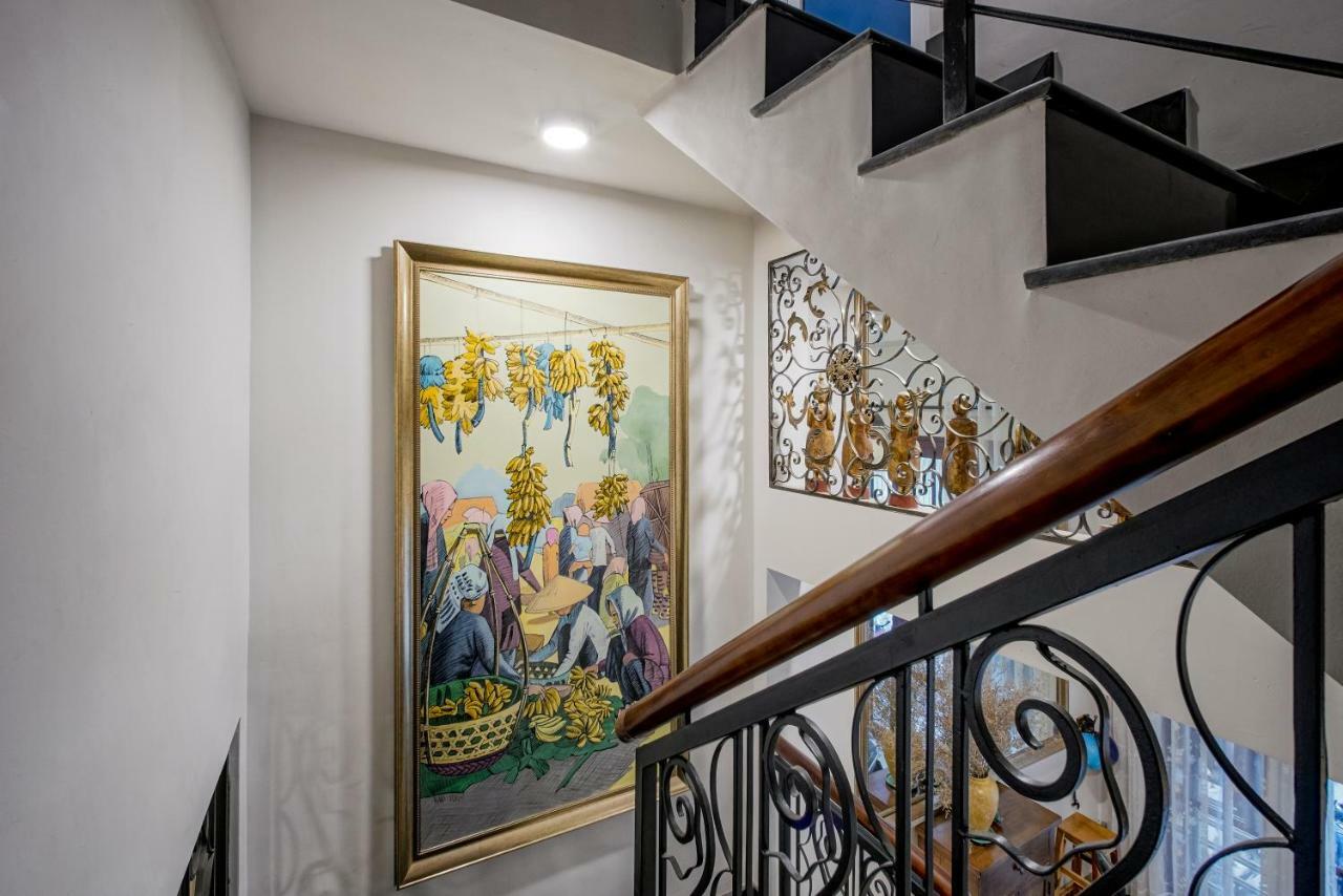 Mira Moon - Calmette Bed & Breakfast Ho Şi Min Exterior foto
