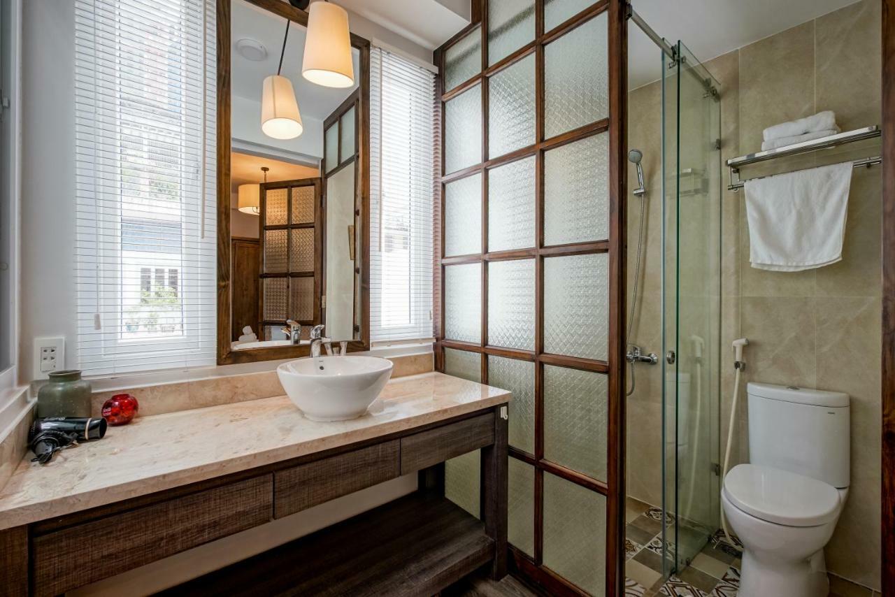 Mira Moon - Calmette Bed & Breakfast Ho Şi Min Exterior foto