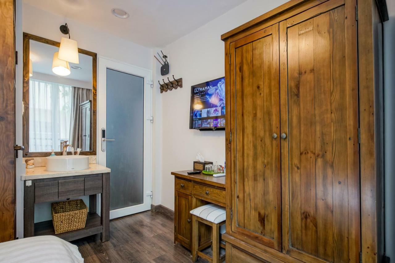 Mira Moon - Calmette Bed & Breakfast Ho Şi Min Exterior foto