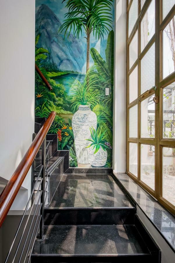 Mira Moon - Calmette Bed & Breakfast Ho Şi Min Exterior foto