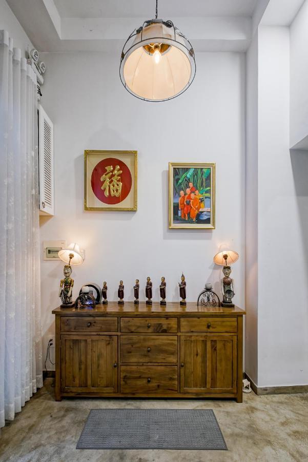 Mira Moon - Calmette Bed & Breakfast Ho Şi Min Exterior foto